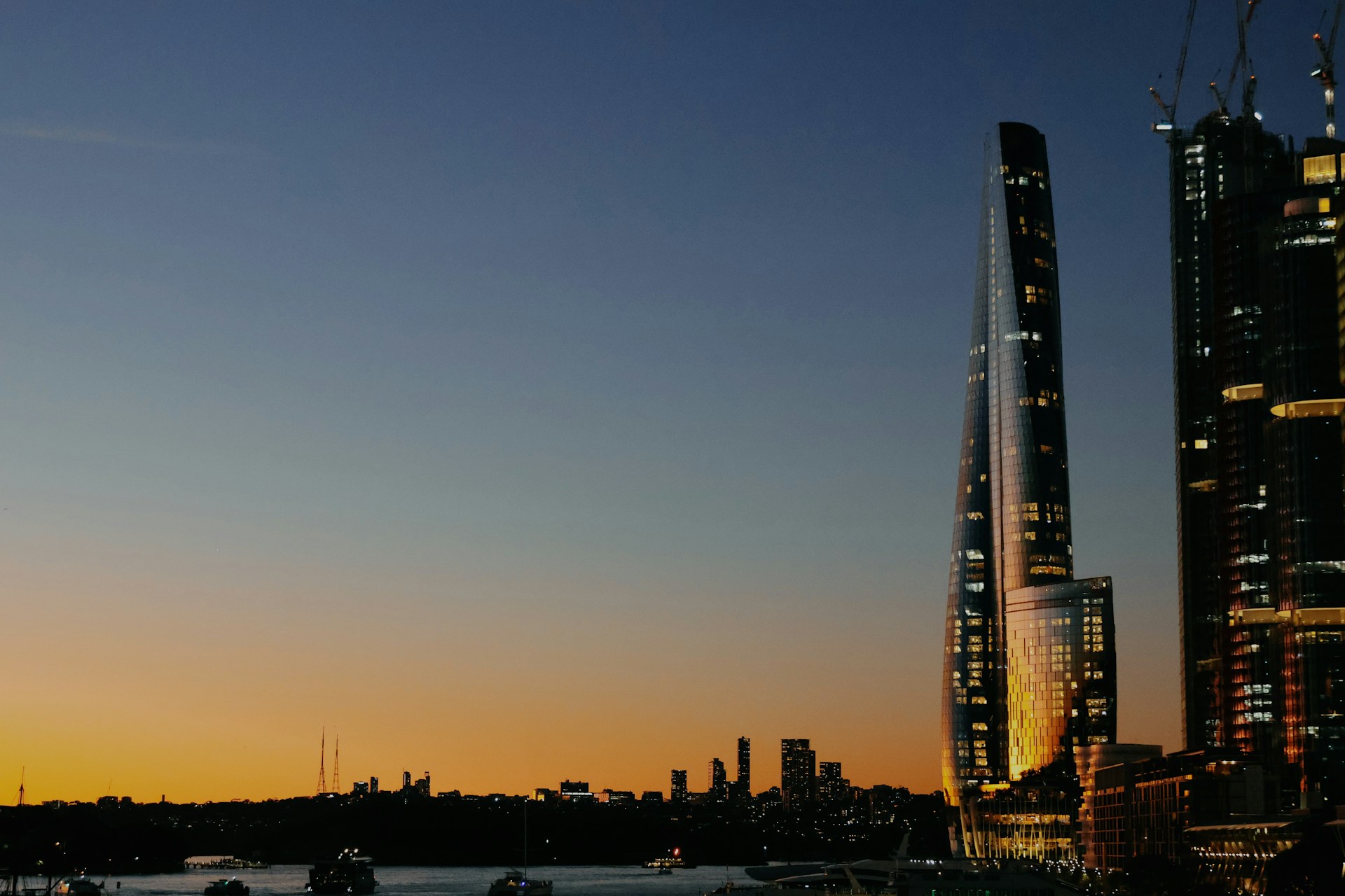 Canadian Hotel-Casino Resorts Near Major Attractions and City Centers